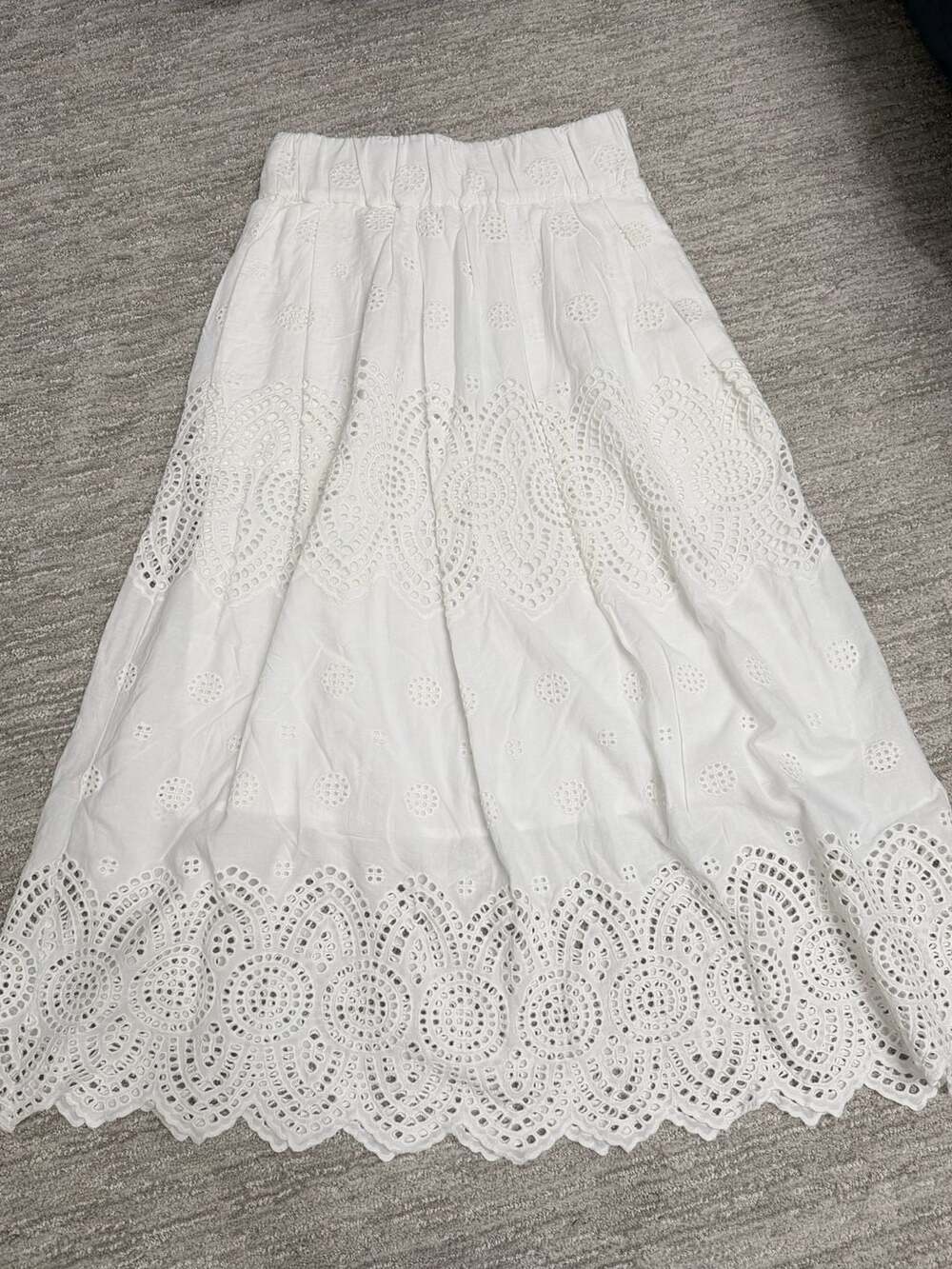 Bagatelle Collection Scallop Embroidered Woven Skirt Size S White